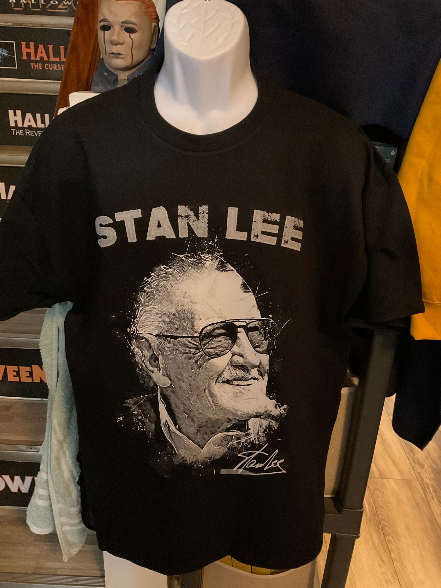 T-Shirt von Stan Lee.